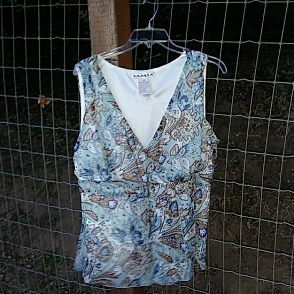 Very pretty summer blouse